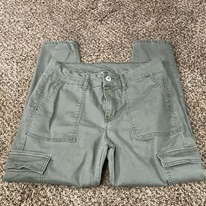 Sage Green Women’s Skinny Cargo Jeans